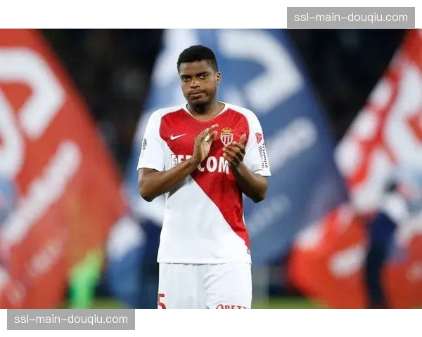 官方：前法国国脚加盟梅斯教练组，担任助理教练