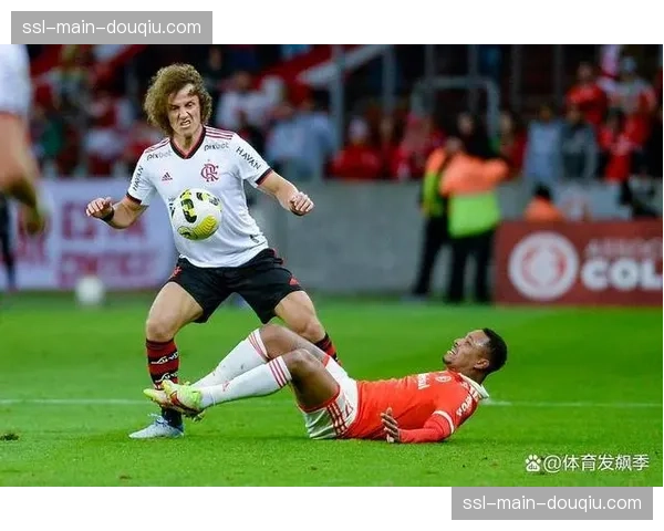 法甲裁判委员会研讨防守战术规则调整，平衡攻守公平性